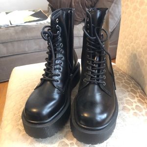 Jeffrey Campbell Platform Combat boots 10